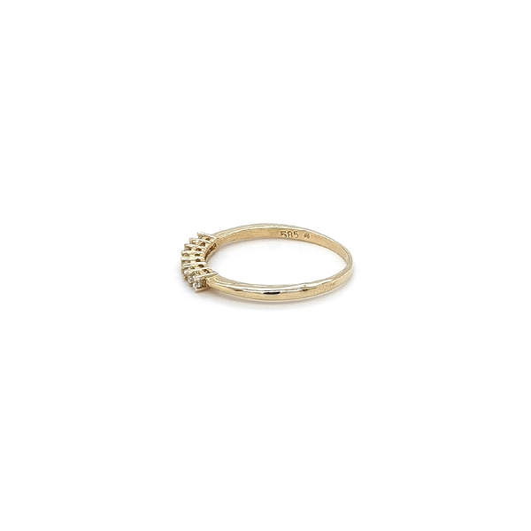 Nhẫn vàng đính đá zircon