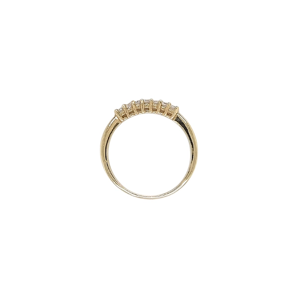 Nhẫn vàng đính đá zircon