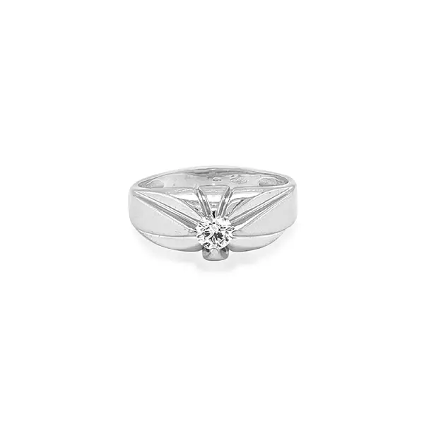 Nhẫn vàng đính đá zircon
