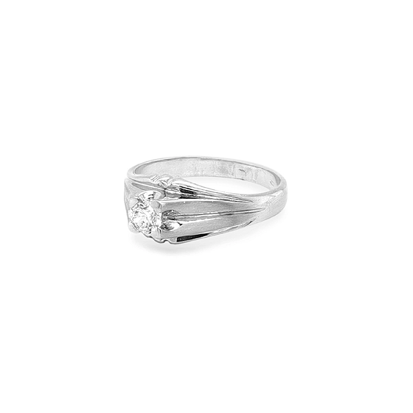 Nhẫn vàng đính đá zircon