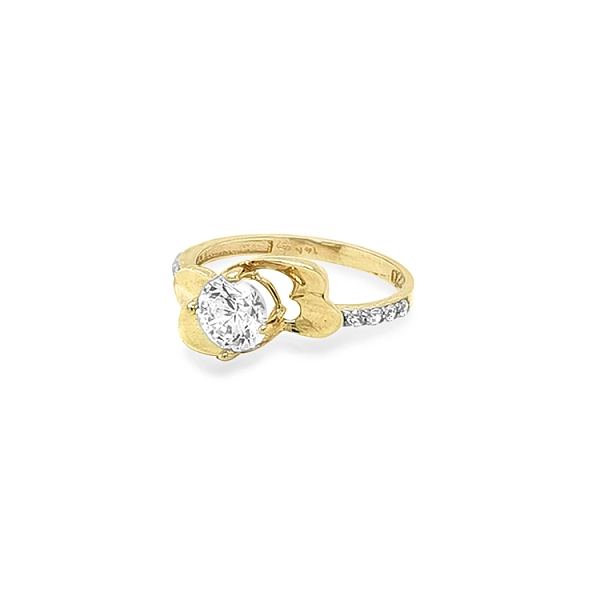 Nhẫn vàng đính đá zircon