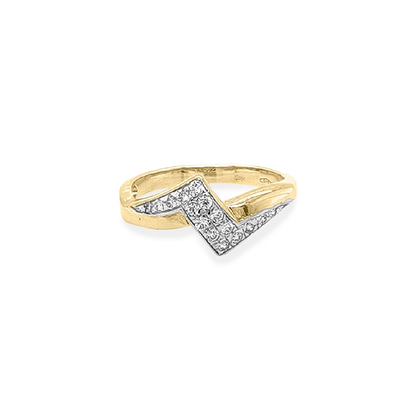 Nhẫn vàng đính đá zircon
