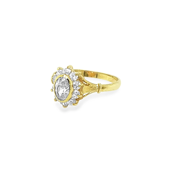 Nhẫn vàng đính đá zircon
