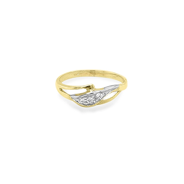 Nhẫn vàng đính đá zircon