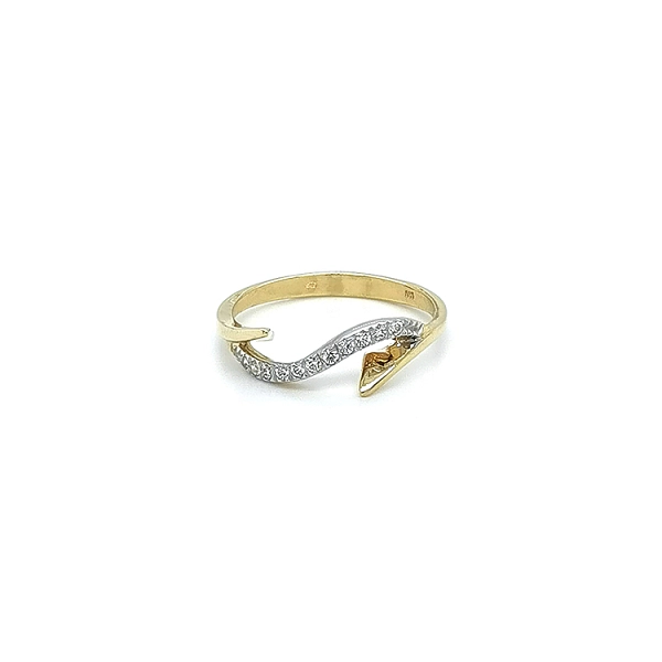 Nhẫn kết hợp vàng và zirconia