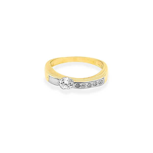 Nhẫn vàng đính đá zircon làm từ vàng kết hợp