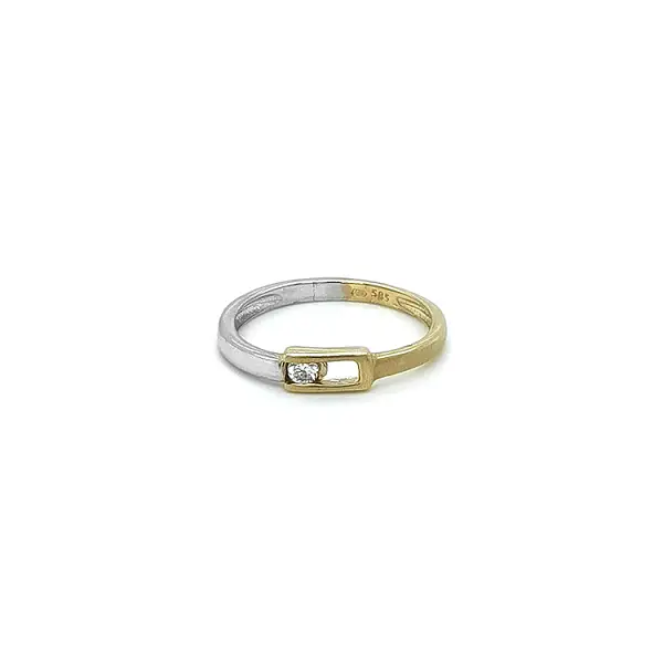 Nhẫn đính đá zircon làm từ vàng kết hợp