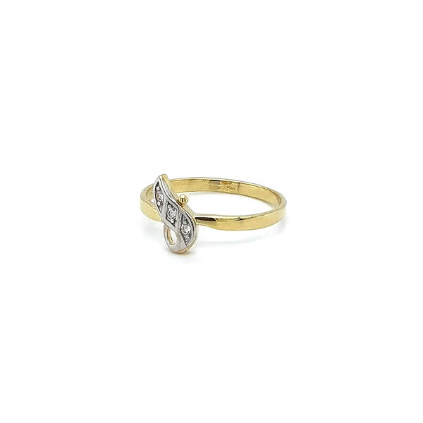 Nhẫn kết hợp vàng và zirconia