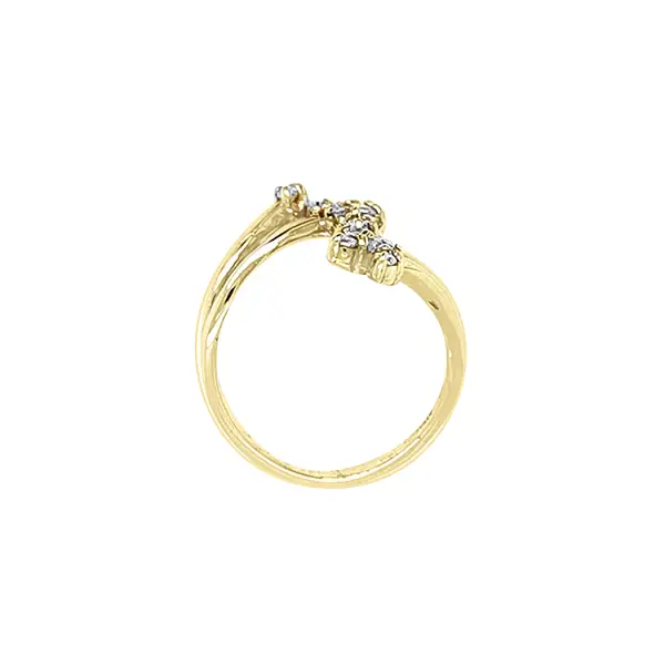 Nhẫn vàng đính đá zircon