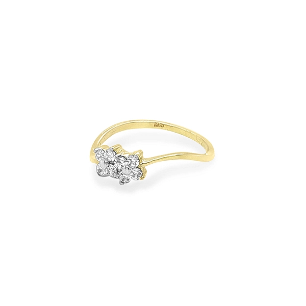 Nhẫn vàng đính đá zircon
