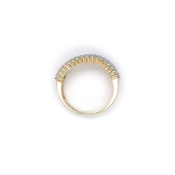 Nhẫn vàng đính đá zircon
