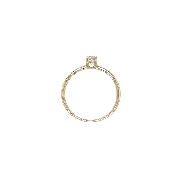 Nhẫn đính hôn bằng vàng với đá zircon