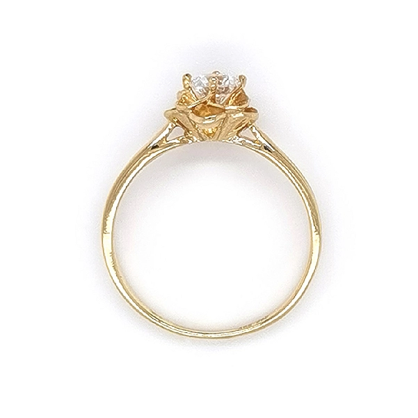 Nhẫn vàng hoa với đá zircon