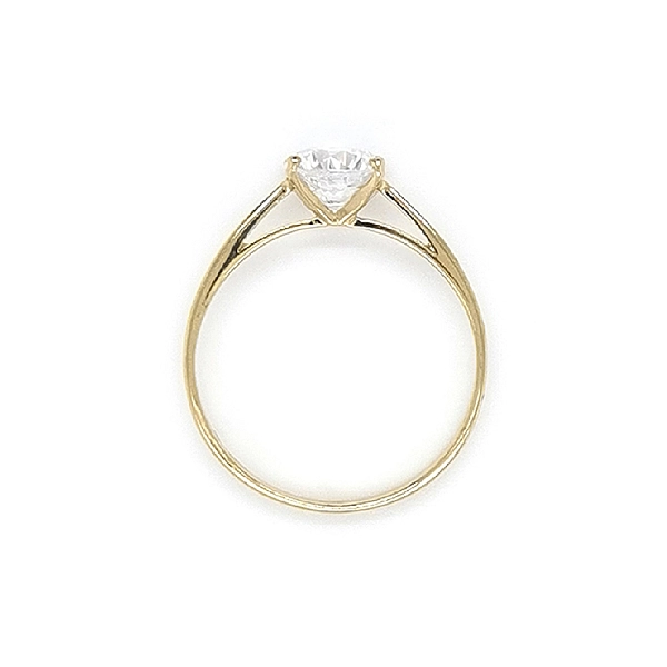 Nhẫn đính hôn bằng vàng với đá zircon
