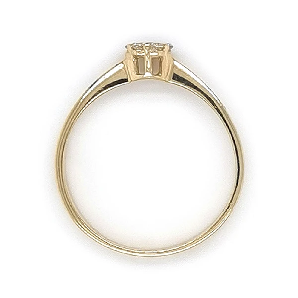 Nhẫn vàng đính đá zircon