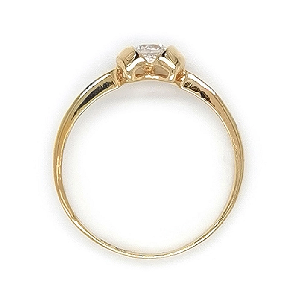 Nhẫn vàng đính đá zircon