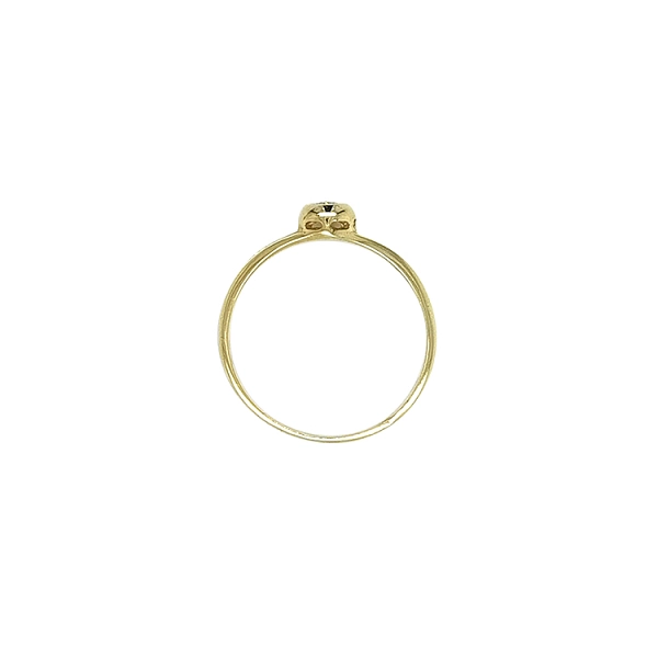 Nhẫn đính hôn bằng vàng với đá zircon