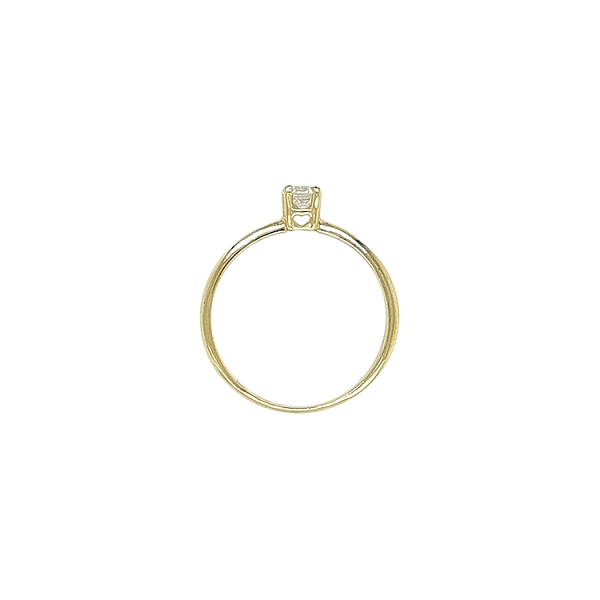 Nhẫn đính hôn bằng vàng với đá zircon