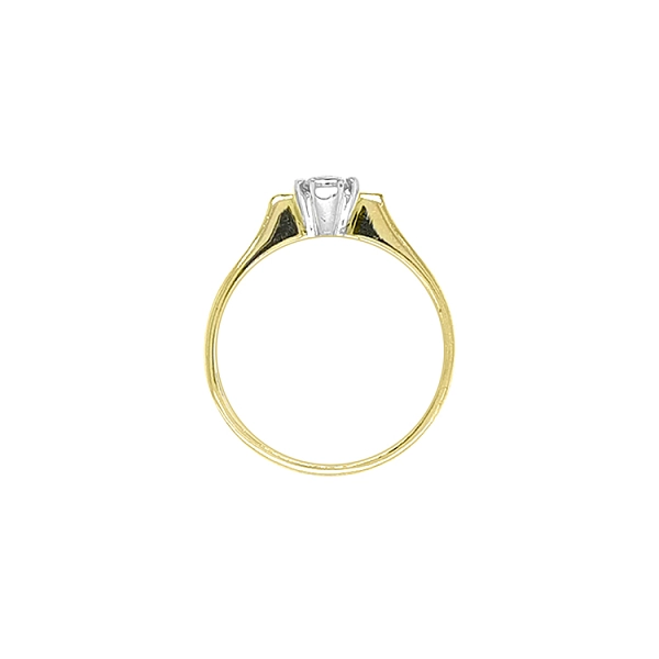 Nhẫn đính hôn bằng vàng với đá zircon