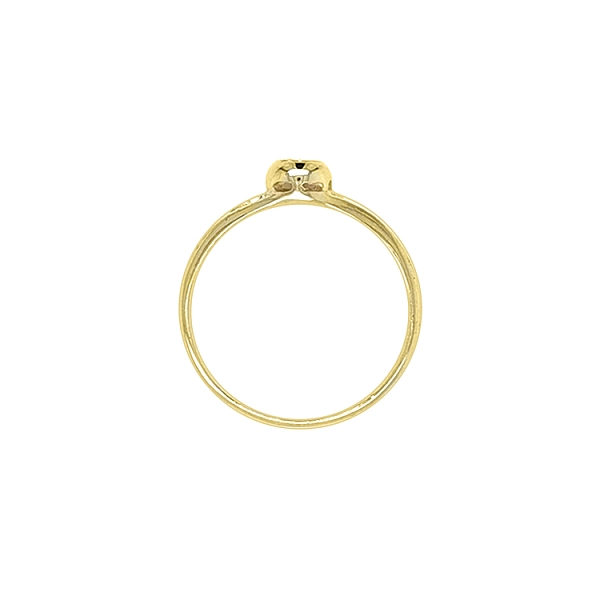 Nhẫn đính hôn bằng vàng với đá zircon