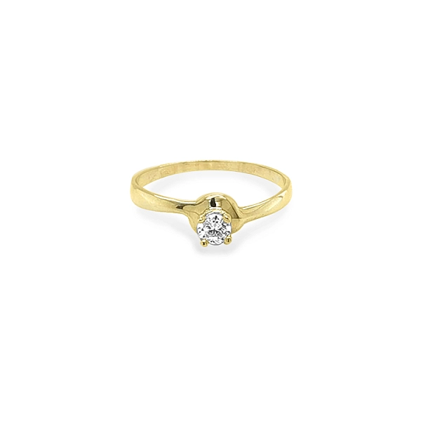 Nhẫn đính hôn bằng vàng với đá zircon