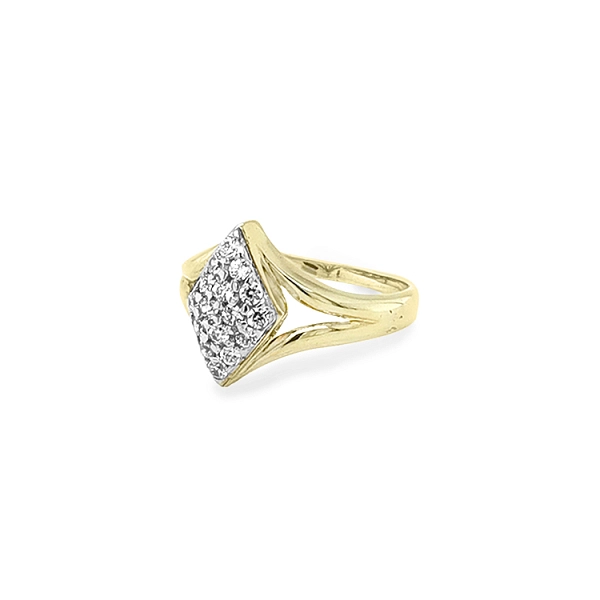 Nhẫn vàng đính đá zircon