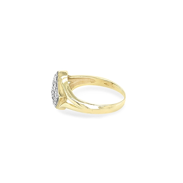 Nhẫn vàng đính đá zircon