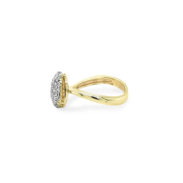 Nhẫn vàng đính đá zircon