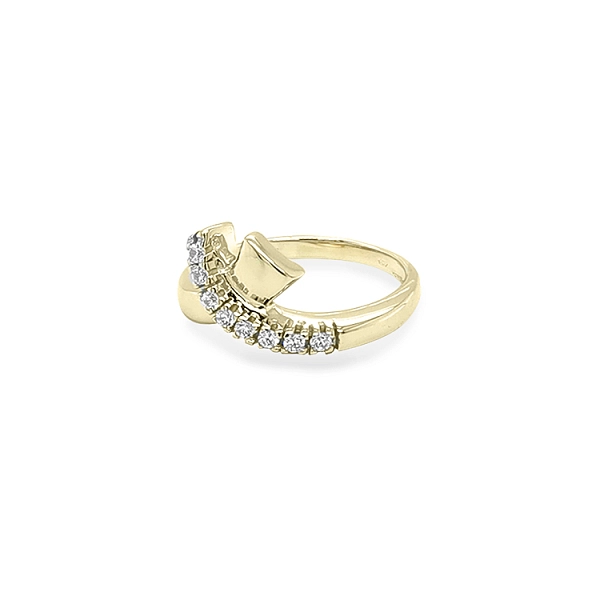 Nhẫn vàng đính đá zircon