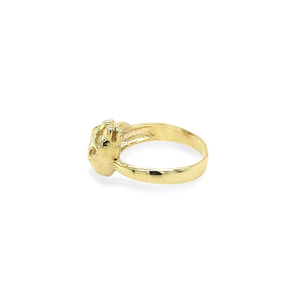 Nhẫn vàng đính đá zircon