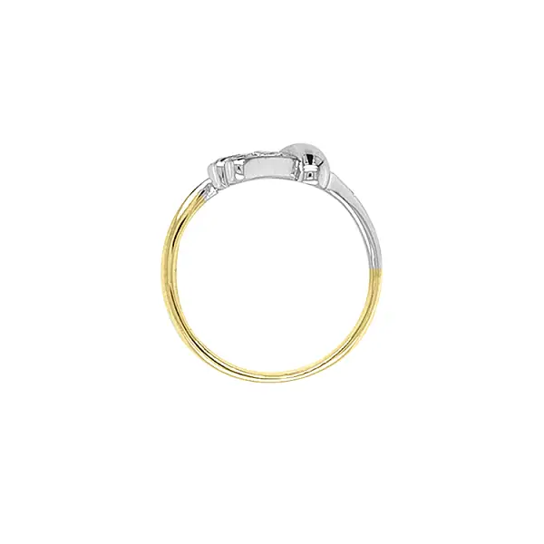 Nhẫn vàng đính đá zircon làm từ vàng kết hợp