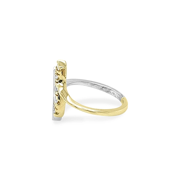 Nhẫn vàng đính đá zircon làm từ vàng kết hợp
