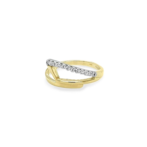 Nhẫn kết hợp vàng và zirconia