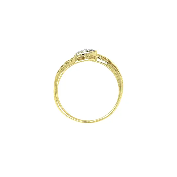 Nhẫn vàng đính đá zircon