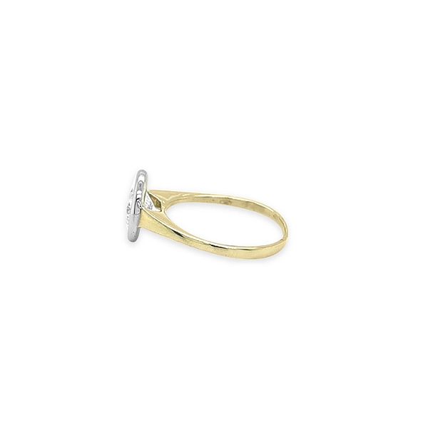 Nhẫn đính hôn bằng vàng có đá cubic zirconia