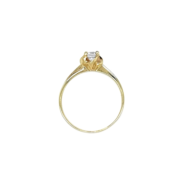 Nhẫn đính hôn bằng vàng có đá cubic zirconia