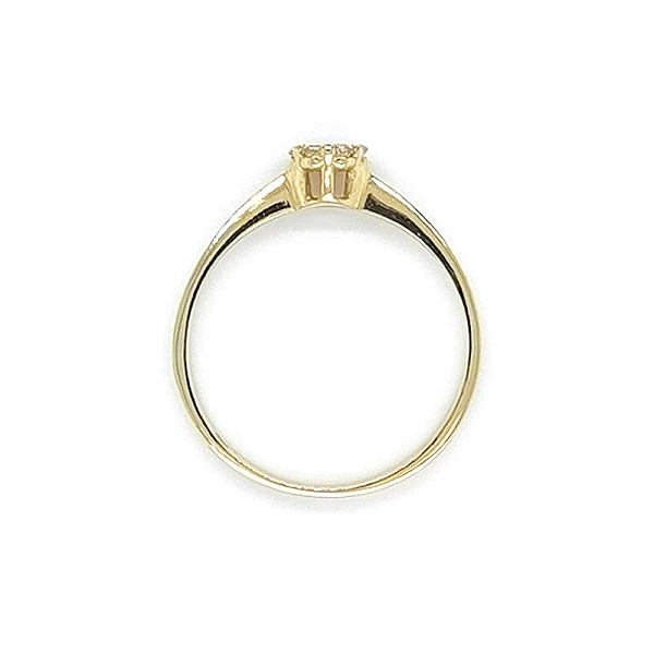 Nhẫn vàng đính đá zircon