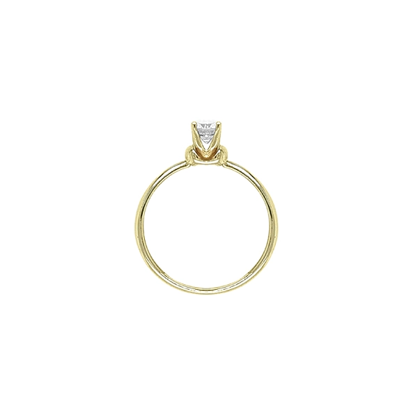 Nhẫn đính hôn bằng vàng với đá zircon