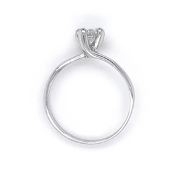 Nhẫn đính hôn bằng vàng trắng và zircon