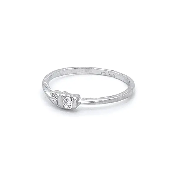 Nhẫn vàng trắng đính đá zircon trắng