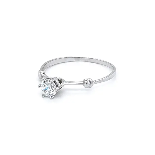 Nhẫn đính hôn bằng vàng trắng và zircon