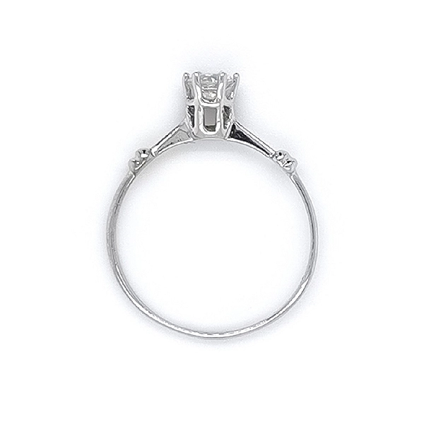 Nhẫn đính hôn bằng vàng trắng và zircon