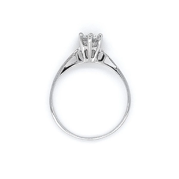 Nhẫn đính hôn bằng vàng trắng và zircon