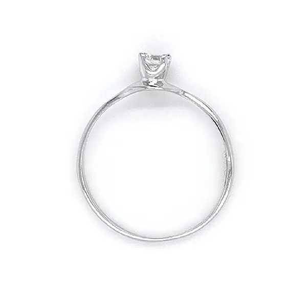 Nhẫn đính hôn bằng vàng trắng và zircon