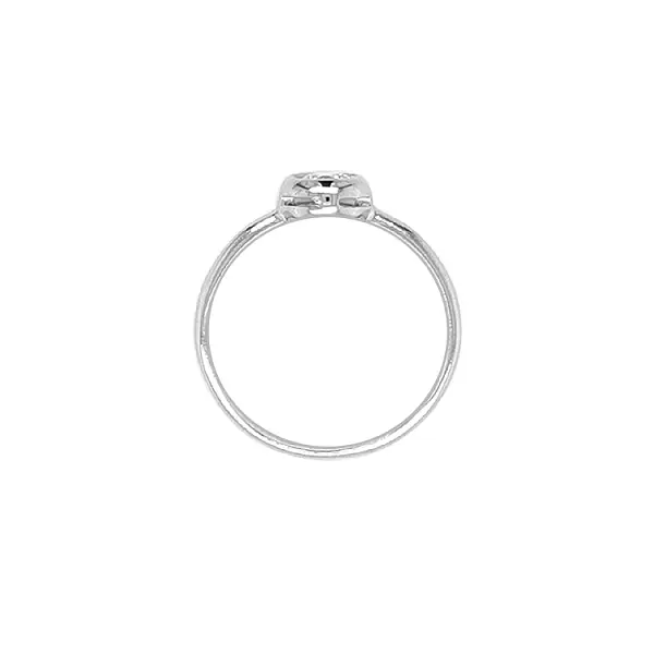 Nhẫn đính hôn bằng vàng với đá zircon