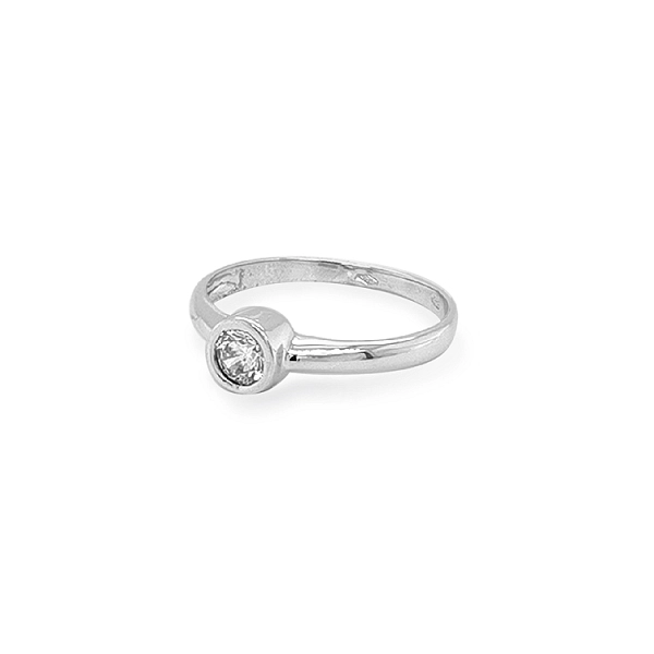 Nhẫn đính hôn bằng vàng với đá zircon