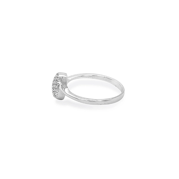 Nhẫn vàng đính đá zircon