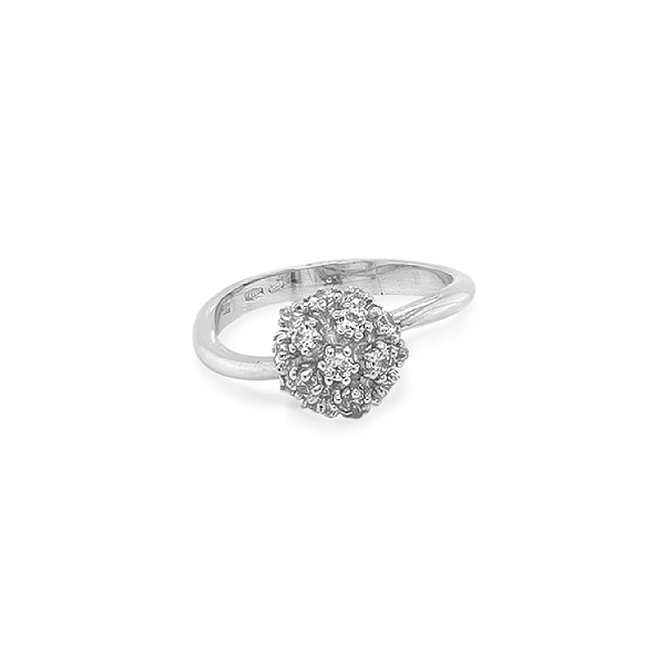 Nhẫn vàng đính đá zircon