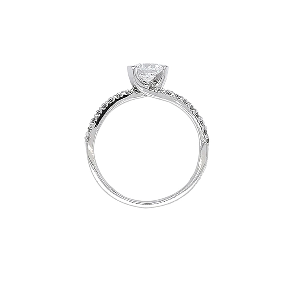 Nhẫn đính hôn bằng vàng với đá zircon