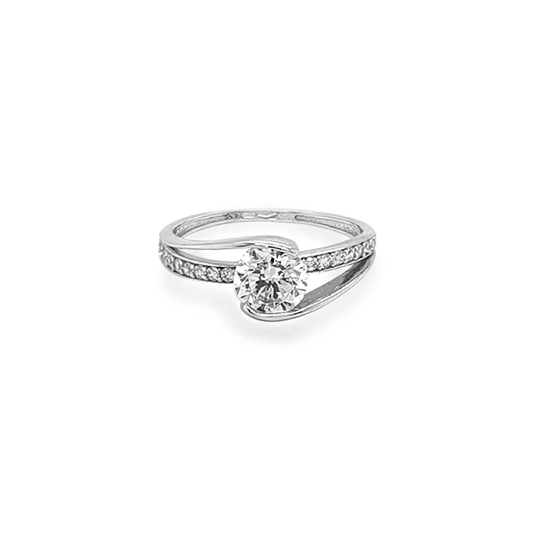 Nhẫn đính hôn bằng vàng với đá zircon